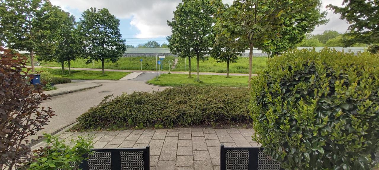 Spacious Room With Free Parking Almere Exterior foto